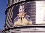 Instalace banneru SNICKERS 35 x 10,5 m na tleso plynojemu typu MAN na ul. 1. Mje v Ostrav